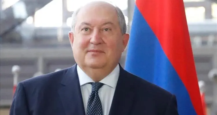 الرئيس الأرميني يعلن استقالته من منصبه ويكشف السبب"المنطقي" وراء اتخاذه هذا القرار: أخبار