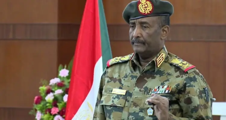 لتهدئة الوضع.. قائد الجيش السوداني يصدر أوامر جديدة: أخبار