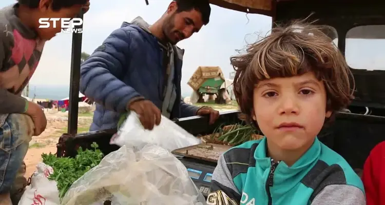 أبو محمد بائع جوال في مخيمات غرب حلب تعرف على حلمه: أخبار