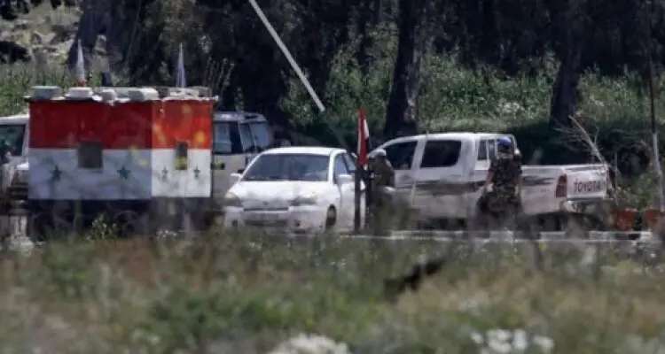 قتلى وجرحى باستهداف سيارة عسكرية بريف درعا.. النظام السوري يرد: أخبار