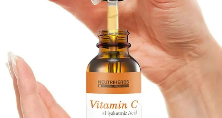 طريقة تحضير فيتامين سي في المنزل.. إليك 2 من فوائدها للبشرة: أخبار