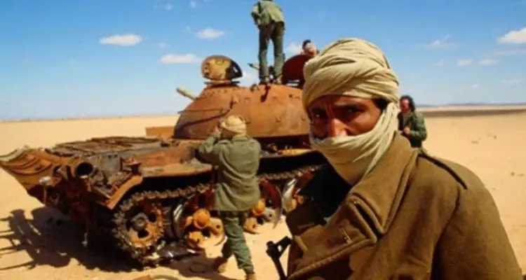 جبهة البوليساريو تعلن تنفيذ هجمات ضد القوات المغربية في الصحراء تزامناً مع توترات الجزائر: أخبار