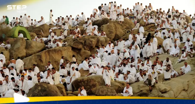 الحجاج يتوافدون إلى عرفات لأداء ركن الحج الأعظم: أخبار