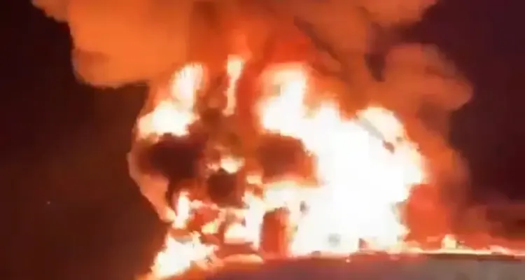 بالفيديو|| حزب إسرائيلي يدعو لتصفية كل قادة حماس بغزة.. وانفجار في خط أنابيب نفط جنوب عسقلان: أخبار