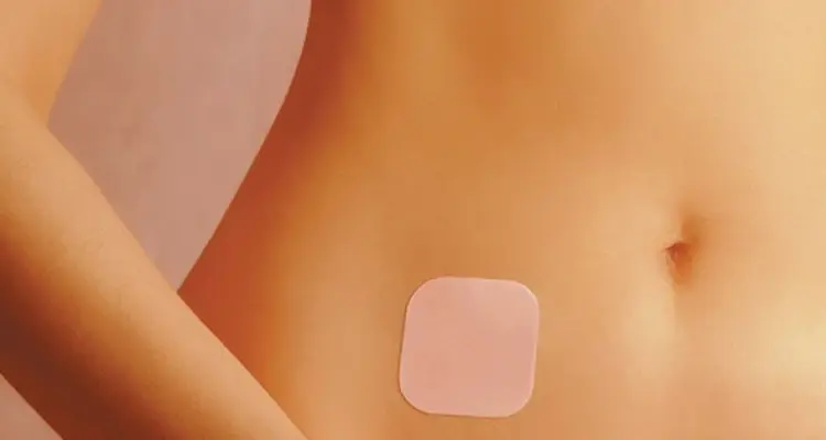 لاصقة منع الحمل "تنظيم النسل" للنساء.. تعرفي على فوائدها ومخاطرها إذا كنتِ فوق الـ 35: أخبار