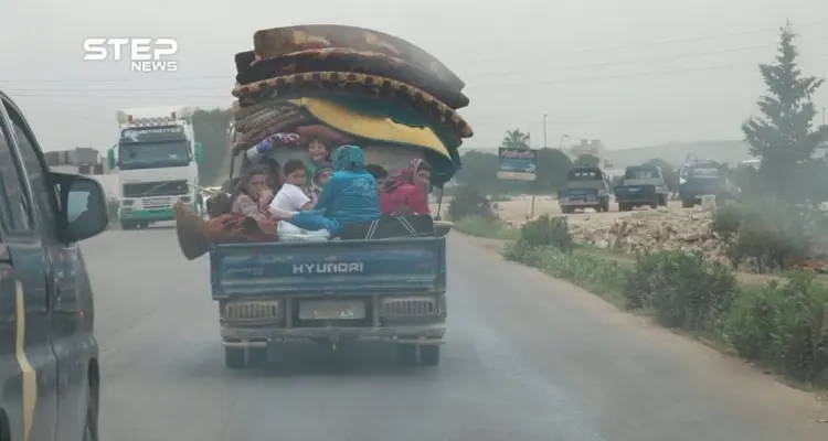 استمرار نزوح مئات العائلات من ريف إدلب جراء هجمات نظام الأسد وحليفته روسيا: أخبار