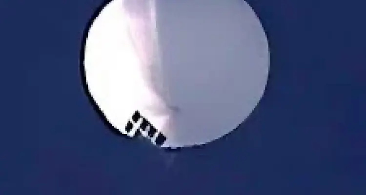 الجيش الأمريكي يتتبع بالونا غامضا جديدا فوق الأراضي الأمريكية: أخبار