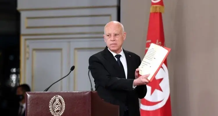 الرئيس التونسي يتحدث عن خطر يهدد وحدة الدولة مشدداً على ألا أحد فوق القانون: أخبار