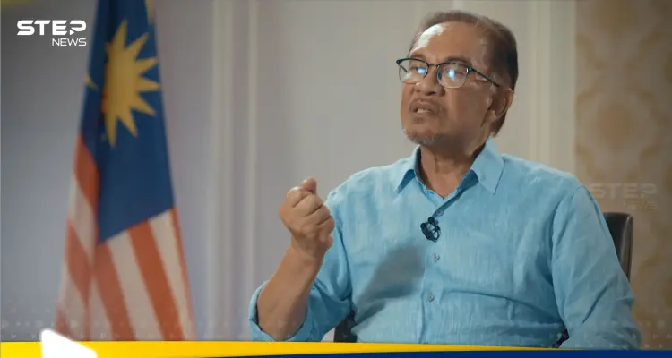 "يا إلهي".. رئيس الوزراء الماليزي ينفجر غضباً من لاعبي مانشستر يونايتد: أخبار