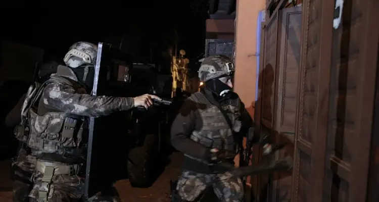 تُركيا تُلاحق منتسبي تحرير الشام في مُدنها، وتُهدّد "الإرهابيين" شمالي سوريا: أخبار