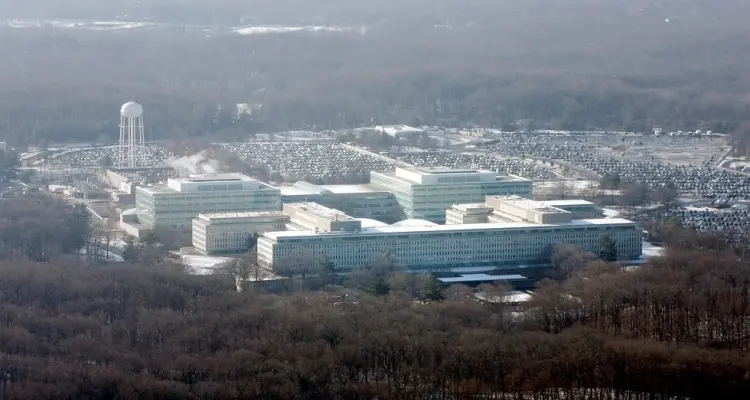 استنفار في محيط الـ CIA وفرض حظر طيران فوقه.. ومصادر إعلامية توضح: أخبار