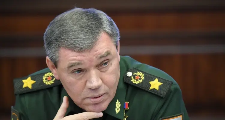 رئيس هيئة الأركان الروسية يكشف دوافع استخدام الأسلحة النووية الروسية: أخبار