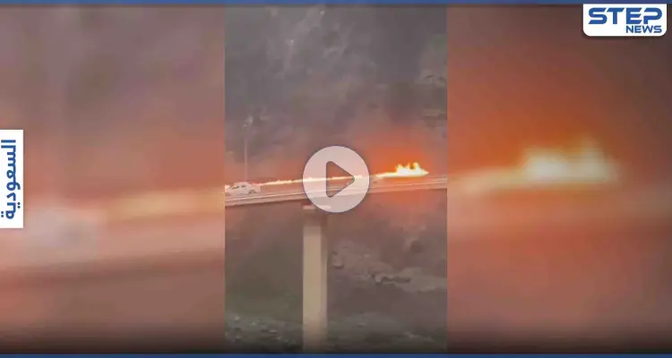 بالفيديو|| جسر معلق بالسعودية يتحول إلى كتلة نار والكشف عن السبب: أخبار