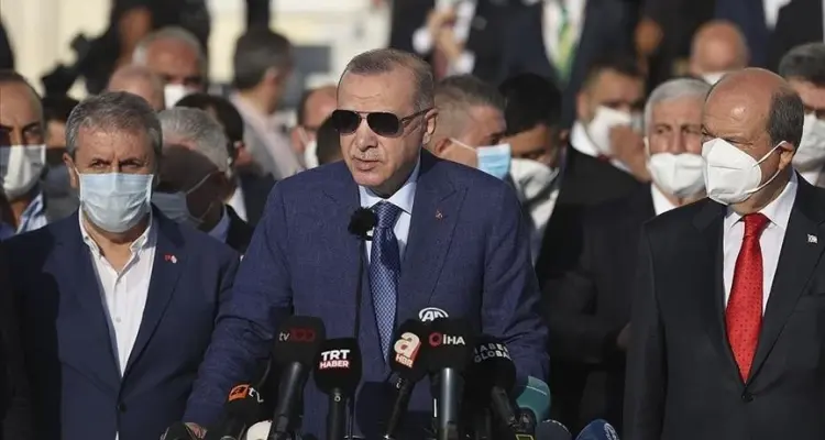 دولة داخل دولة.. الرئيس التركي بعد أداء صلاة العيد بقبرص يعد بالاستمرار ويتحدث عن شروط لحماية مطار كابول: أخبار