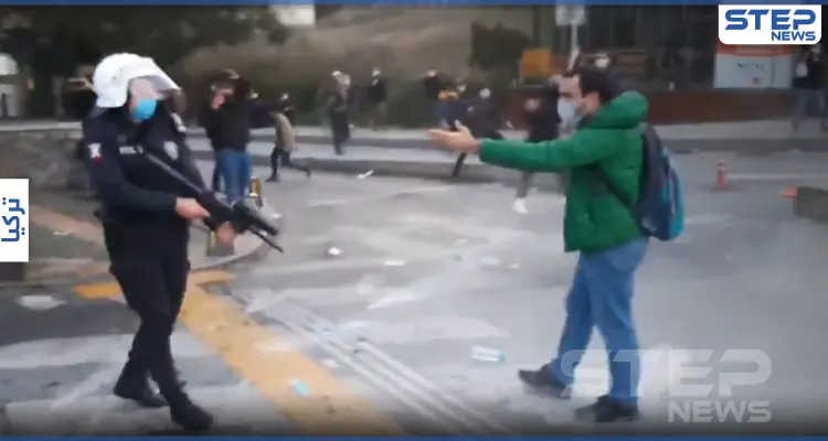 بالفيديو || اشتباكات بين طلاب جامعة "مرموقة" والشرطة التركية بسبب قرار لـ أردوغان: أخبار