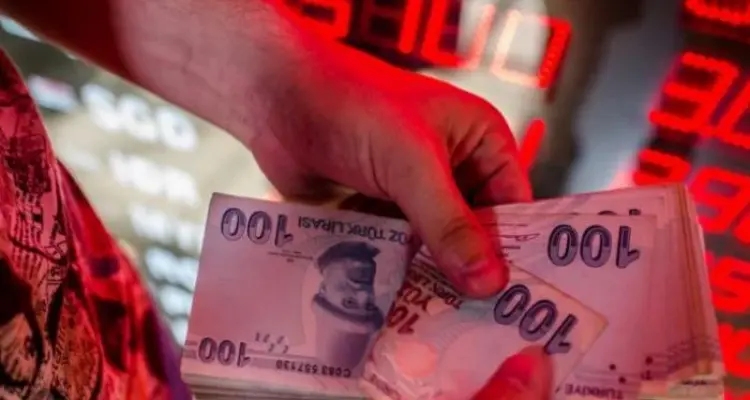 انهيار متسارع لليرة التركية بعد تصريحات لأردوغان.. مستوى قياسي جديد: أخبار