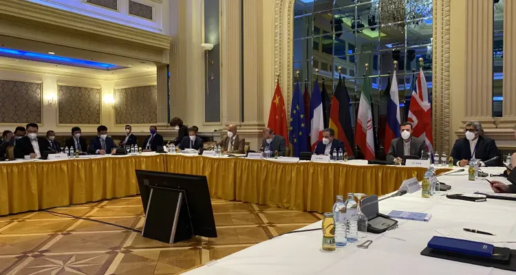 المندوب الروسي يعلن انطلاق جولة حاسمة في مفاوضات فيينا وعزم الوفود المشاركة على أمر هام: أخبار