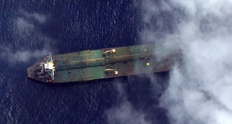 إيران تفرج عن السفينة الفيتنامية التي اختطفتها بعد سرقة حمولتها والأقمار الصناعية تحدد موقعها: أخبار