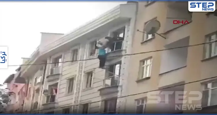 بالفيديو|| أقنعه وهو عالق.. شاب سوري ينقذ شاباً تركياً حاول إنهاء حياته: أخبار