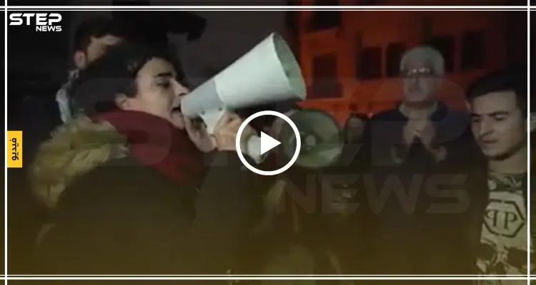 بالفيديو || "من إدلب إلى بيروت .. ثورة ضد الموت" شعار ردده متظاهروا لبنان تضامنًا مع أهالي إدلب: أخبار