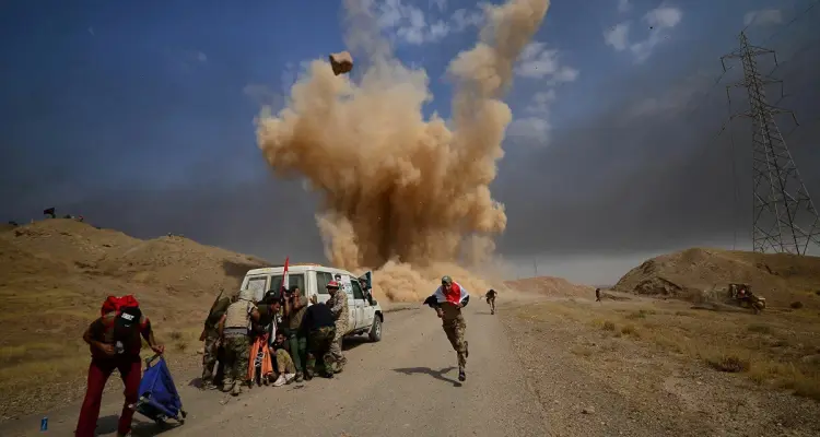 بالفيديو|| الحشد الشعبي يبث مقطعاً يوثق القصف الأمريكي وإعلام النظام السوري يدلي بروايته الخاصة: أخبار