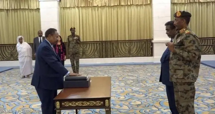 اتفاق في السودان ينهي الأزمة.. حمدوك يعود للحكومة رغم الانقلاب ويضع شرطاً: أخبار