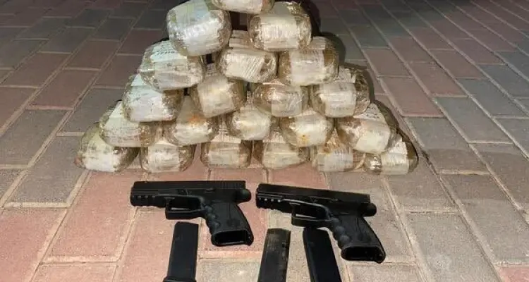 الجيش الإسرائيلي يعلن إحباط تهريب سلاح ومخدرات من حدوده الشمالية ويتهم هذه الجهة: أخبار