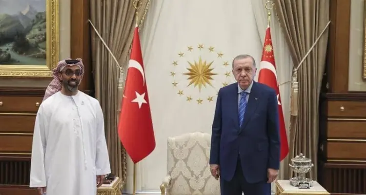 أردوغان يكشف أهم ملفٍ ناقشه مع المستشار الإماراتي قد يمهّد لاستثماراتٍ إماراتيةٍ ضخمة بتركيا: أخبار