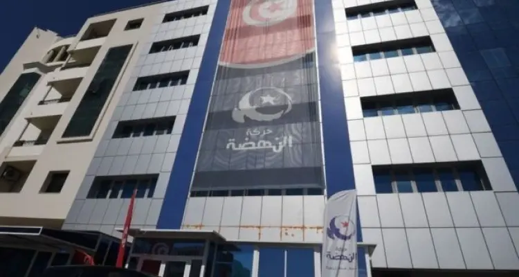 اندلاع حريق ضخم في مقر حركة النهضة بالعاصمة تونس وشخص يلقي بنفسه من الطابق الثاني (فيديو) : أخبار