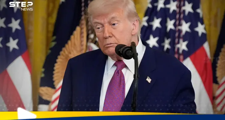 سياساته تبث السموم لافتات يرفعها متظاهرون في بريطانيا ترافق زيارة ترامب: أخبار