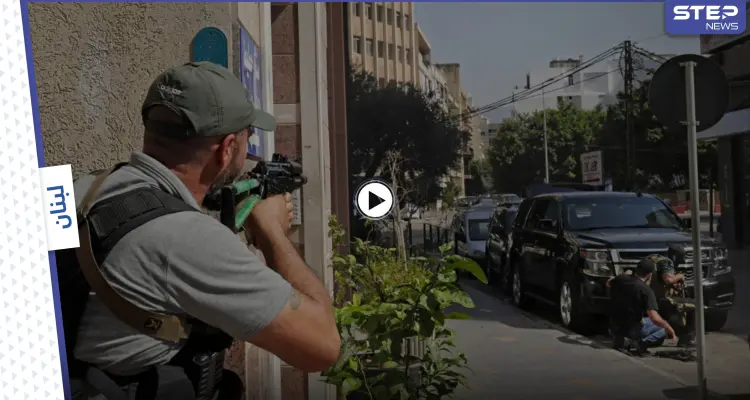 بالفيديو|| الطيونة تتحول لساحة حرب حقيقية.. إطلاق النار على الرؤوس مباشرةً والجيش يفقد السيطرة على الوضع: أخبار