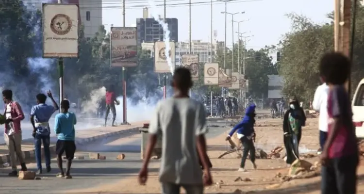مقتل متظاهرين اثنين برصاص الجيش السوداني في "مليونية السبت": أخبار