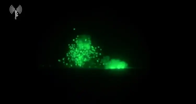 بالفيديو|| الجيش الإسرائيلي يدمر نقطة مراقبة لقوات النظام السوري بواسطة أجهزة تفجيرية: أخبار