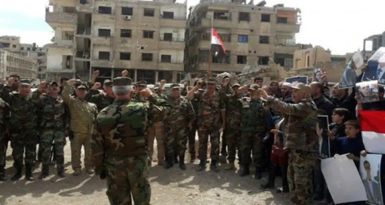 بالفيديو|| "جنود الأسد" يدبكون على أبواب إدلب فيما قصف النظام على مخيّم فيها يخلّف ضحايا: أخبار