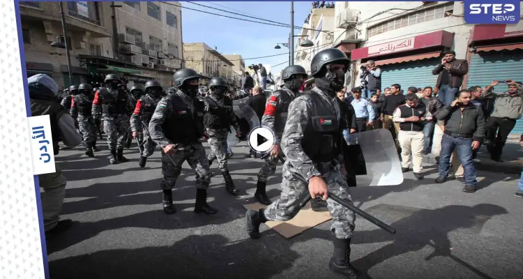 بالفيديو|| اشتباكات وقطع طرقات.. توتر أمني يعيشه الأردن بسبب "أنصار برلماني" أثار جدلاً: أخبار