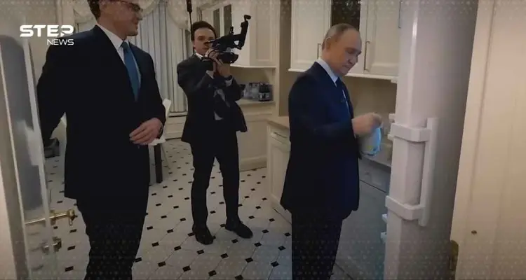 الرئيس الروسي فلاديمير بوتين في مقر إقامته