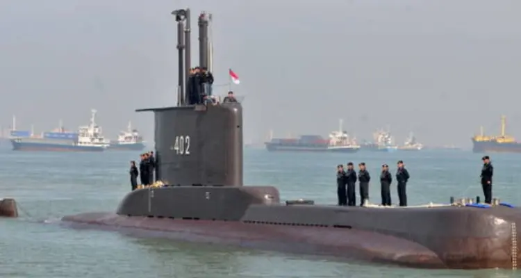 الجيش الإندونيسي يعلن انقضاء احتياطيات الأوكسجين في غواصته المفقودة: أخبار