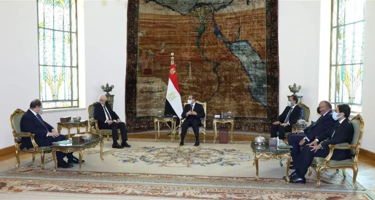 شاهد || ميقاتي ولابيد يصلان القاهرة للقاء السيسي: أخبار