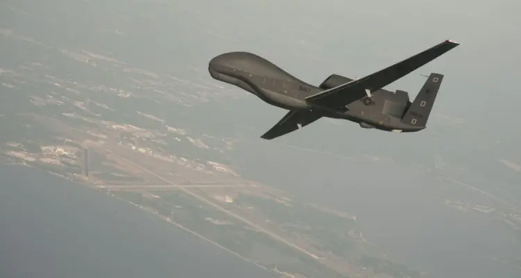 طالبان تُحذّر الولايات المتحدة من استمرار تحليق المسيّرات في الأجواء الأفغانية: أخبار