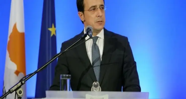 وزير خارجية قبرص يفتح النار على أردوغان ويعلّق على بنائه قاعدة مسيرات بشمال الجزيرة: أخبار
