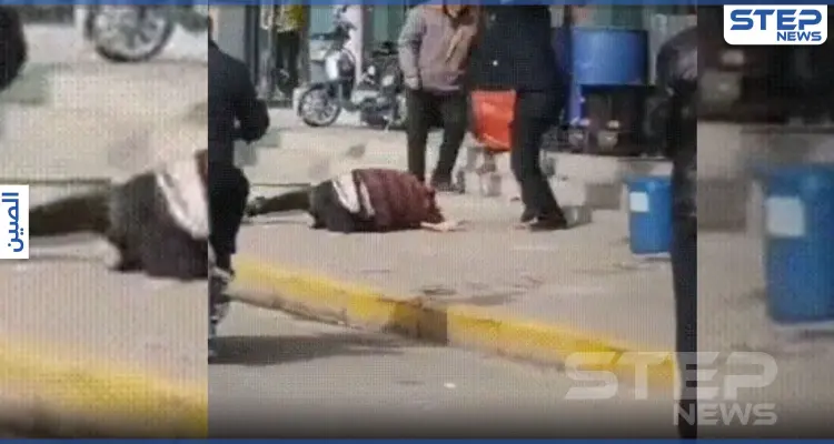 بالفيديو|| رجل صيني يضرب زوجته حتى الموت.. وردّة فعل المارة تُثير السخط: أخبار