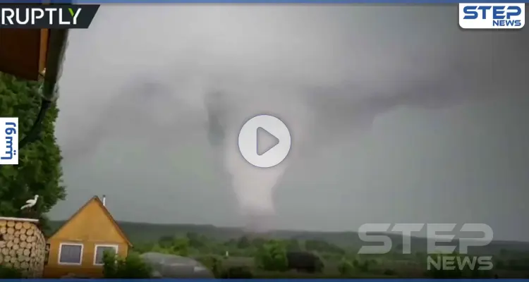 بالفيديو|| إعصار عملاق يضرب منطقة روسية وكاميرا توثق مشاهد فريدة من نوعها: أخبار