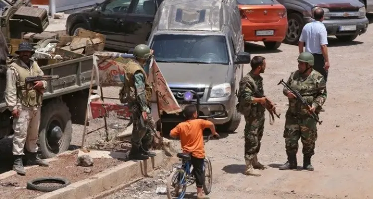 منشقو درعا يضعون شرطاً مقابل عودتهم إلى الخدمة، والنظام يشن حملة اعتقالات في المحافظة!!: أخبار