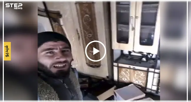 بالفيديو|| مدني من جنوبي إدلب يجهز أثاث منزله للحرق ليمنع قوات النظام السوري من سرقته!: أخبار