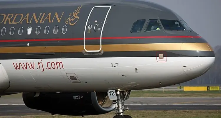 هبوط اضطراري لطائرة الملكية الأردنية وإخلاء جميع ركابها بشكل فوري بسبب خطر كبير: أخبار