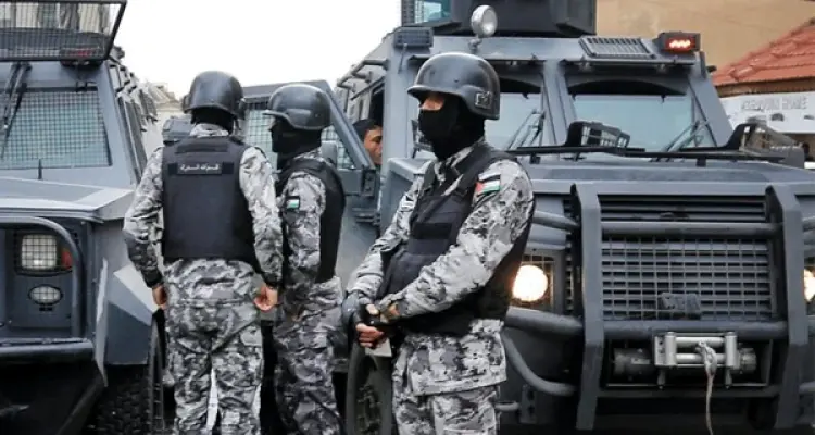 الأمن العام الأردني يُعيد الانتشار في مناطق مختلفة من المملكة ويهدد المخالفين لقراراتها "لن نتهاون": أخبار