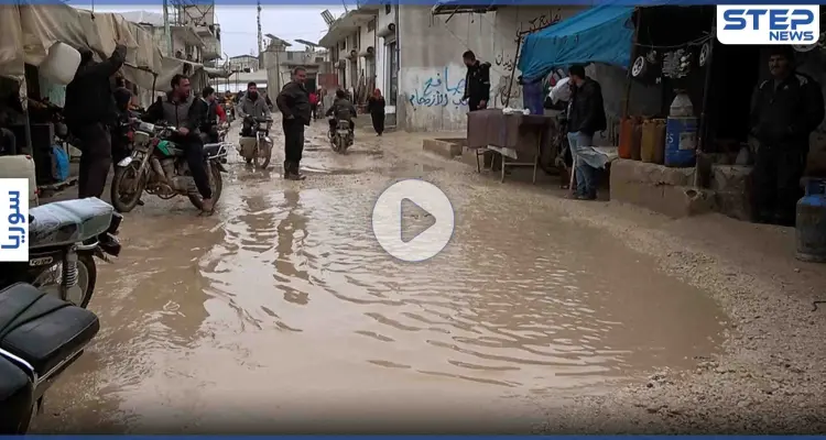 بالفيديو || أوضاع إنسانية صعبة يعيشها نازحي مخيمات أطمة شمال محافظة إدلب: أخبار