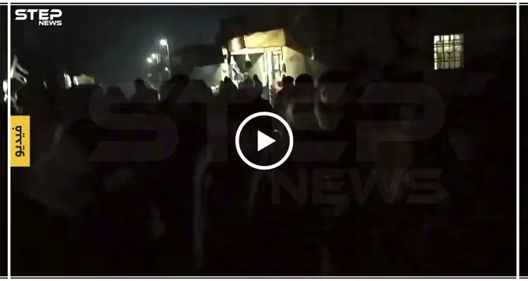 بالفيديو|| أهالي كللي شمالي إدلب يتظاهرون ضد هيئة تحرير الشام.. ويصفون الجولاني بالخائن العميل!: أخبار