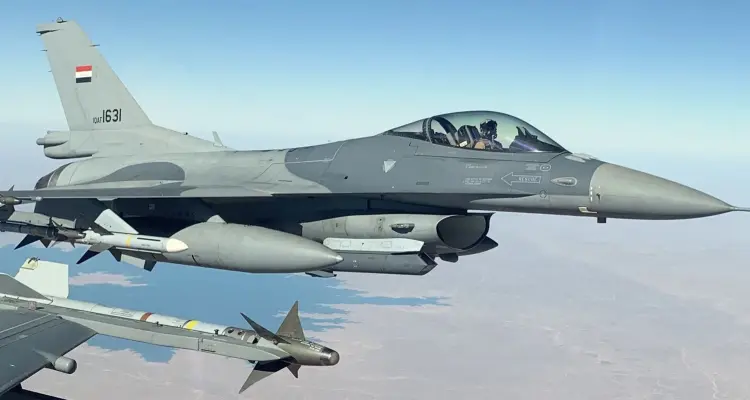 تصوير جوي لضربة استهدف بها الجيش العراقي وكراً لتنظيم داعش: أخبار