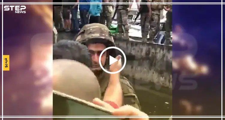 جندي في الجيش اللبناني "يبكي" متأثرًا أمام المتظاهرين (فيديو): أخبار
